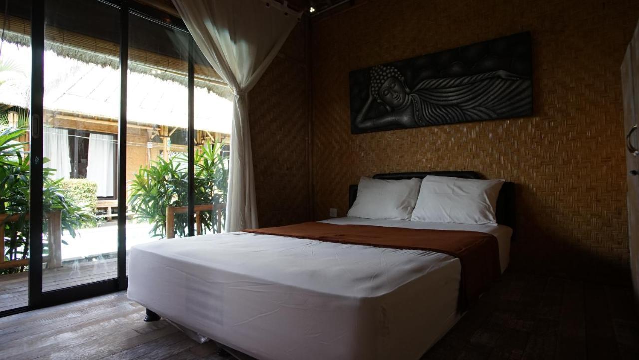 Moon Bamboo Apartment Canggu  Bagian luar foto