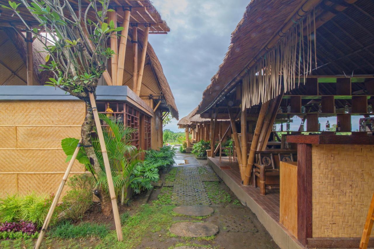 Moon Bamboo Apartment Canggu  Bagian luar foto
